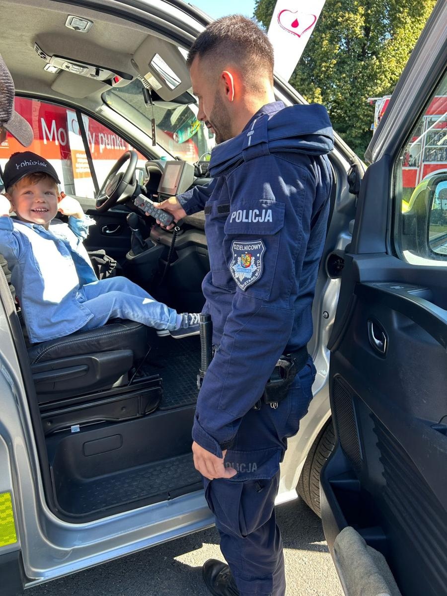 Zdjęcie w galerii na portalu naszwodzislaw.com: Skrzyszów podzielił się życiem. Udana akcja krwiodawstwa z udziałem wodzisławskiej policji wiadomości z regionu