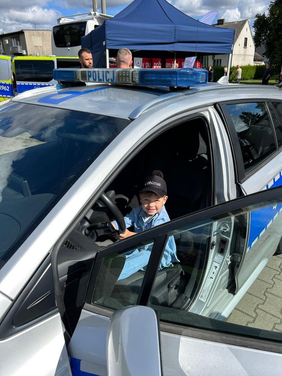 Zdjęcie w galerii na portalu naszwodzislaw.com: Skrzyszów podzielił się życiem. Udana akcja krwiodawstwa z udziałem wodzisławskiej policji wiadomości z regionu