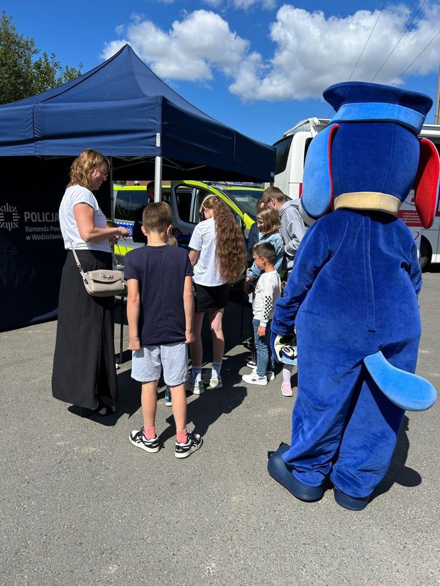 Zdjęcie w galerii na portalu naszwodzislaw.com: Skrzyszów podzielił się życiem. Udana akcja krwiodawstwa z udziałem wodzisławskiej policji wiadomości z regionu