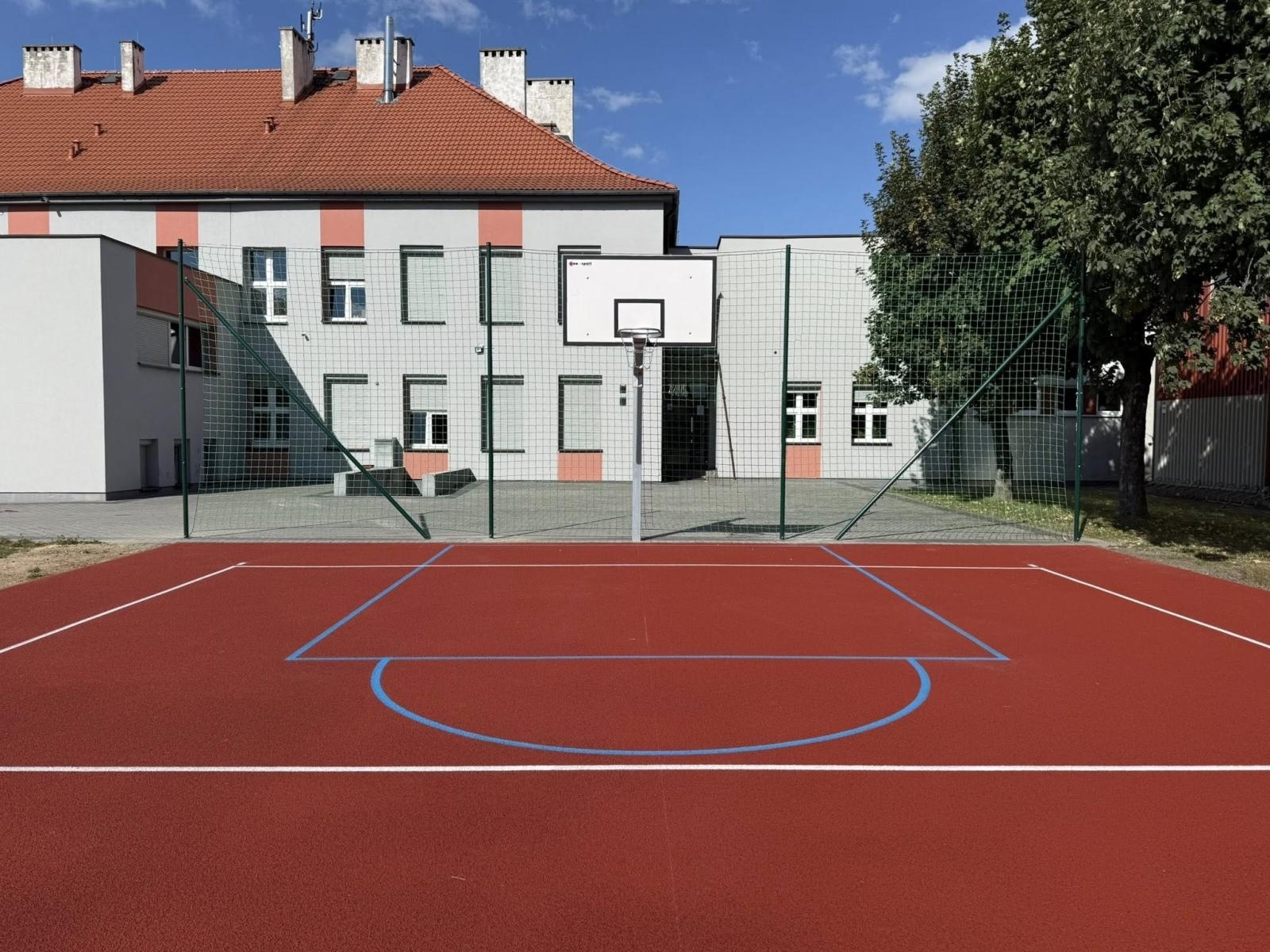 Zdjęcie w galerii na portalu naszwodzislaw.com: ZSP numer 2 po metamorfozie [FOTO] wiadomości z regionu