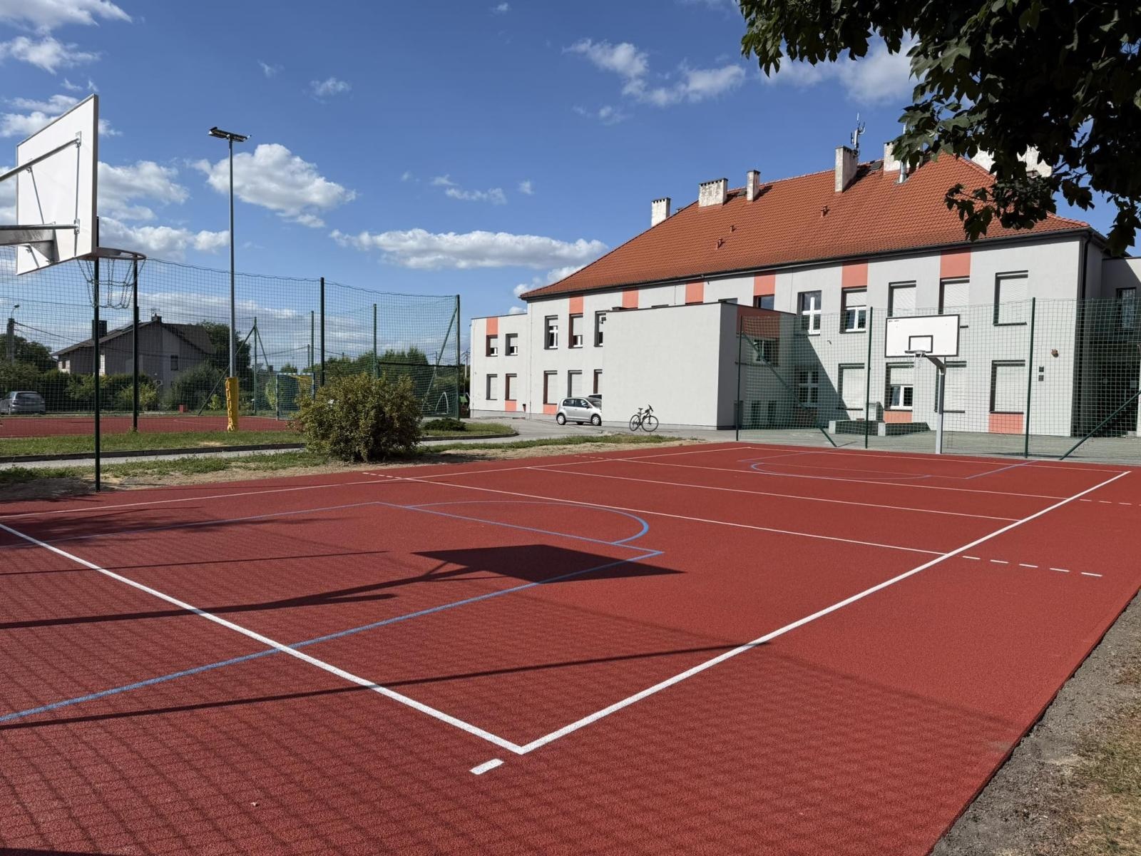 Zdjęcie w galerii na portalu naszwodzislaw.com: ZSP numer 2 po metamorfozie [FOTO] wiadomości z regionu