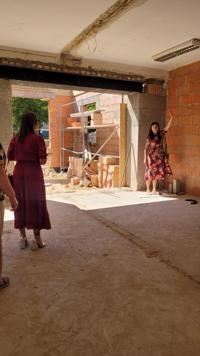 Zdjęcie w galerii na portalu naszwodzislaw.com: Gospodarska wizyta w powiatowych szkołach. Już niebawem pierwszy dzwonek wiadomości z regionu