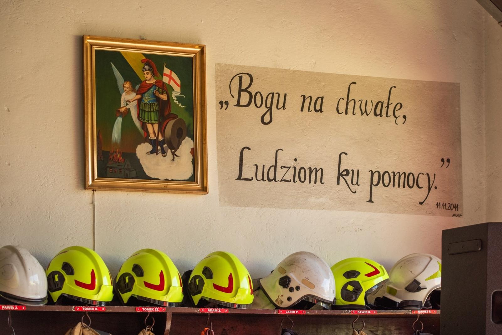 Zdjęcie w galerii na portalu naszwodzislaw.com: Jubileusz 90-lecia OSP Zawada. Strażacka tradycja i wspólne świętowanie [FOTO] wiadomości z regionu