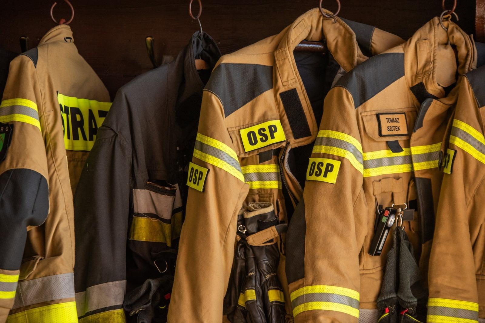 Zdjęcie w galerii na portalu naszwodzislaw.com: Jubileusz 90-lecia OSP Zawada. Strażacka tradycja i wspólne świętowanie [FOTO] wiadomości z regionu