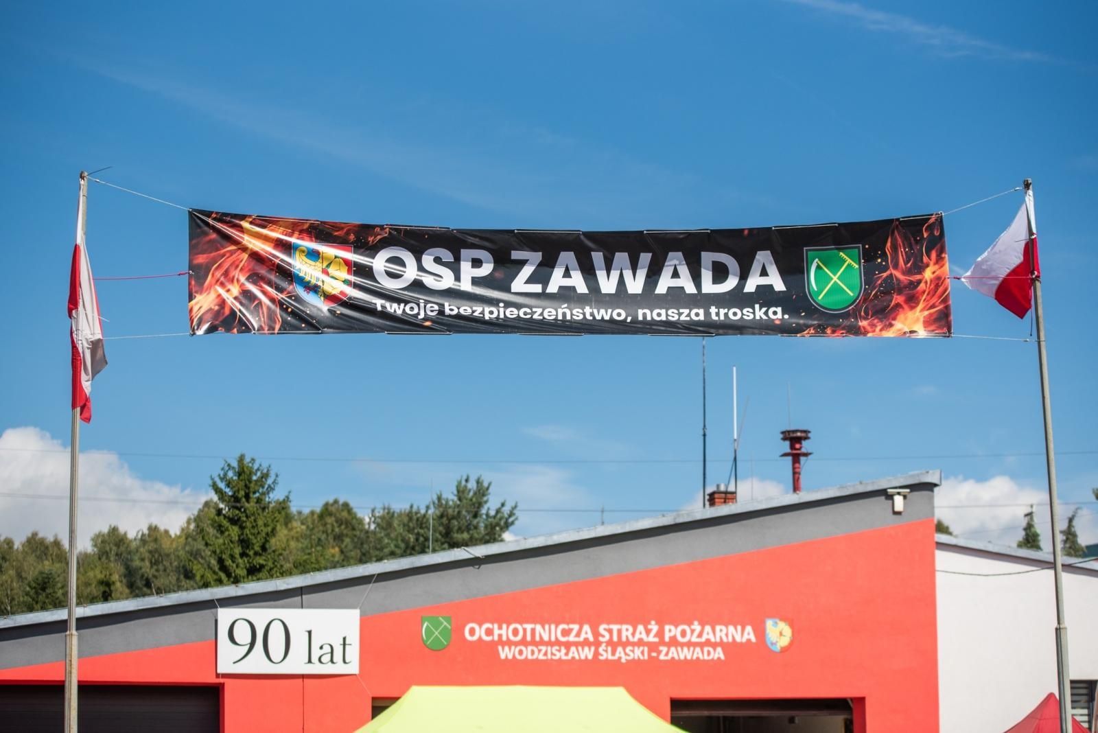 Zdjęcie w galerii na portalu naszwodzislaw.com: Jubileusz 90-lecia OSP Zawada. Strażacka tradycja i wspólne świętowanie [FOTO] wiadomości z regionu