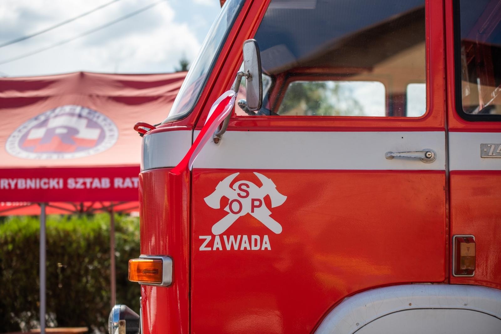 Zdjęcie w galerii na portalu naszwodzislaw.com: Jubileusz 90-lecia OSP Zawada. Strażacka tradycja i wspólne świętowanie [FOTO] wiadomości z regionu