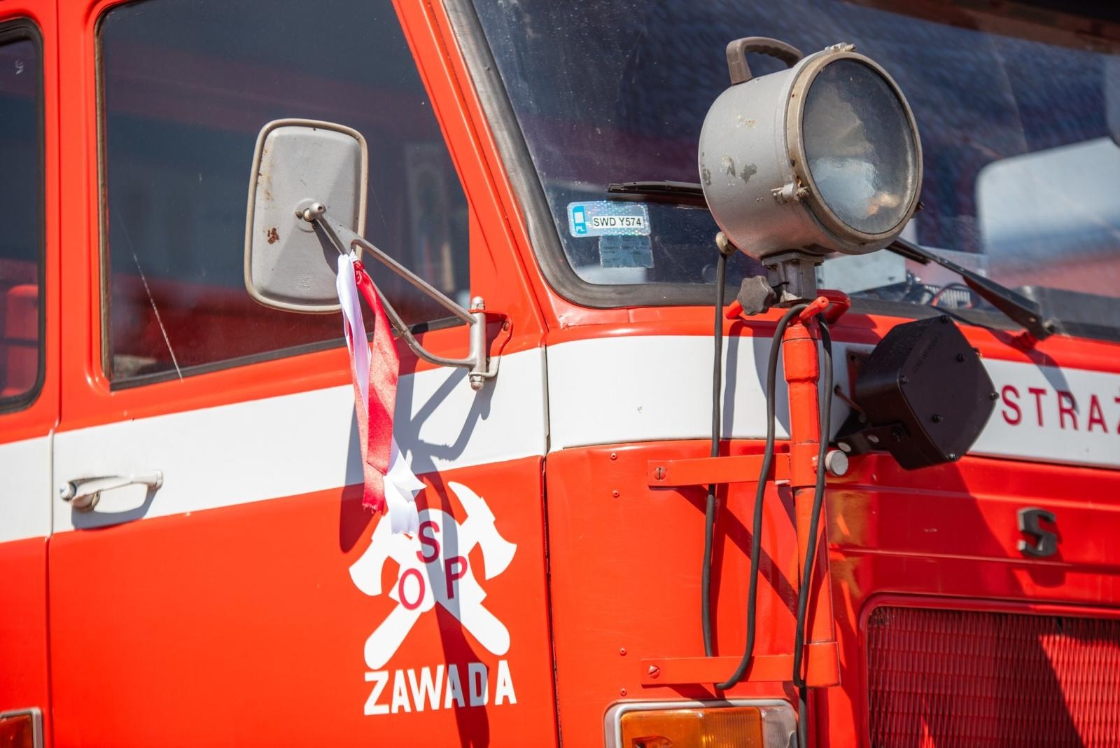 Zdjęcie w galerii na portalu naszwodzislaw.com: Jubileusz 90-lecia OSP Zawada. Strażacka tradycja i wspólne świętowanie [FOTO] wiadomości z regionu