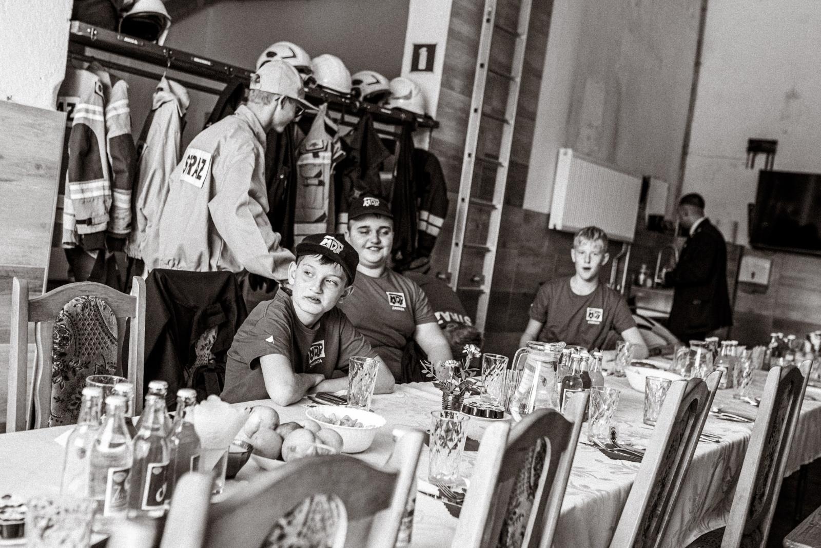 Zdjęcie w galerii na portalu naszwodzislaw.com: Jubileusz 90-lecia OSP Zawada. Strażacka tradycja i wspólne świętowanie [FOTO] wiadomości z regionu