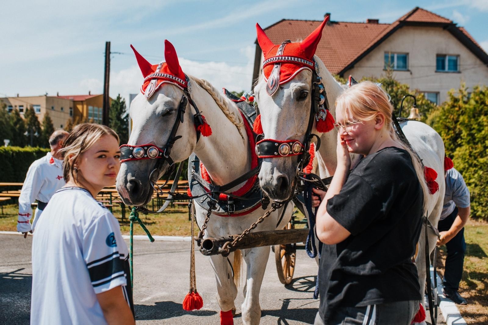 Zdjęcie w galerii na portalu naszwodzislaw.com: Jubileusz 90-lecia OSP Zawada. Strażacka tradycja i wspólne świętowanie [FOTO] wiadomości z regionu