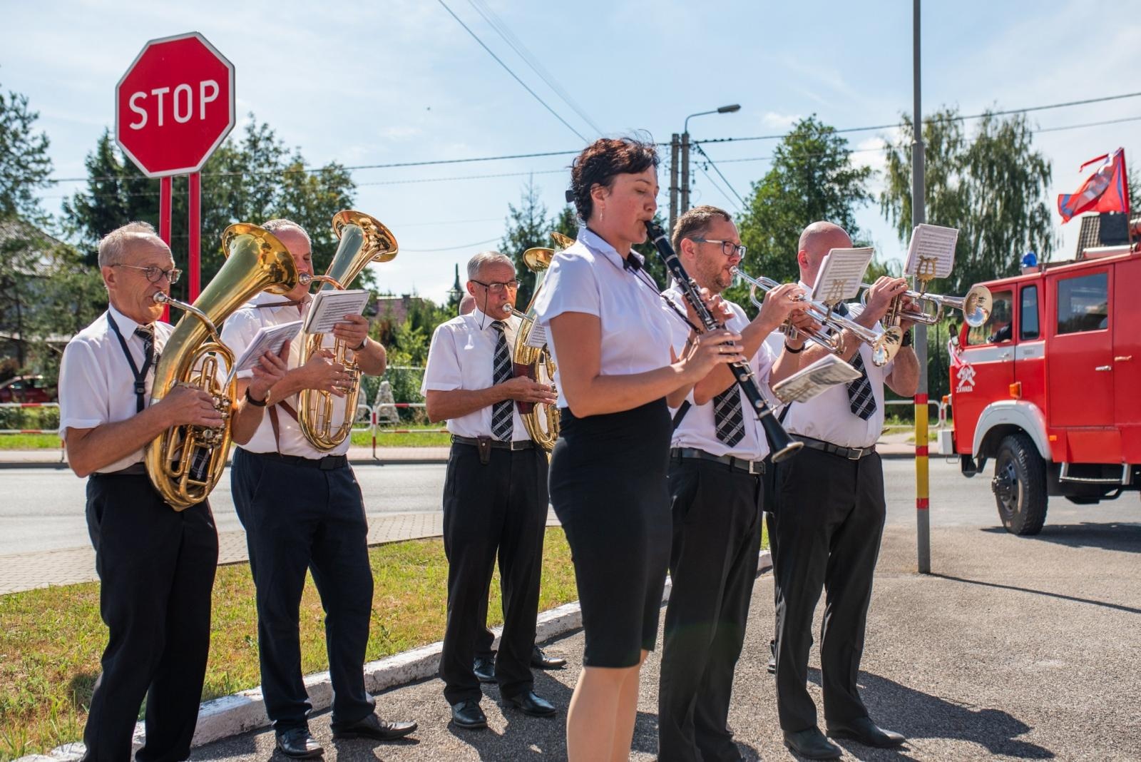 Zdjęcie w galerii na portalu naszwodzislaw.com: Jubileusz 90-lecia OSP Zawada. Strażacka tradycja i wspólne świętowanie [FOTO] wiadomości z regionu
