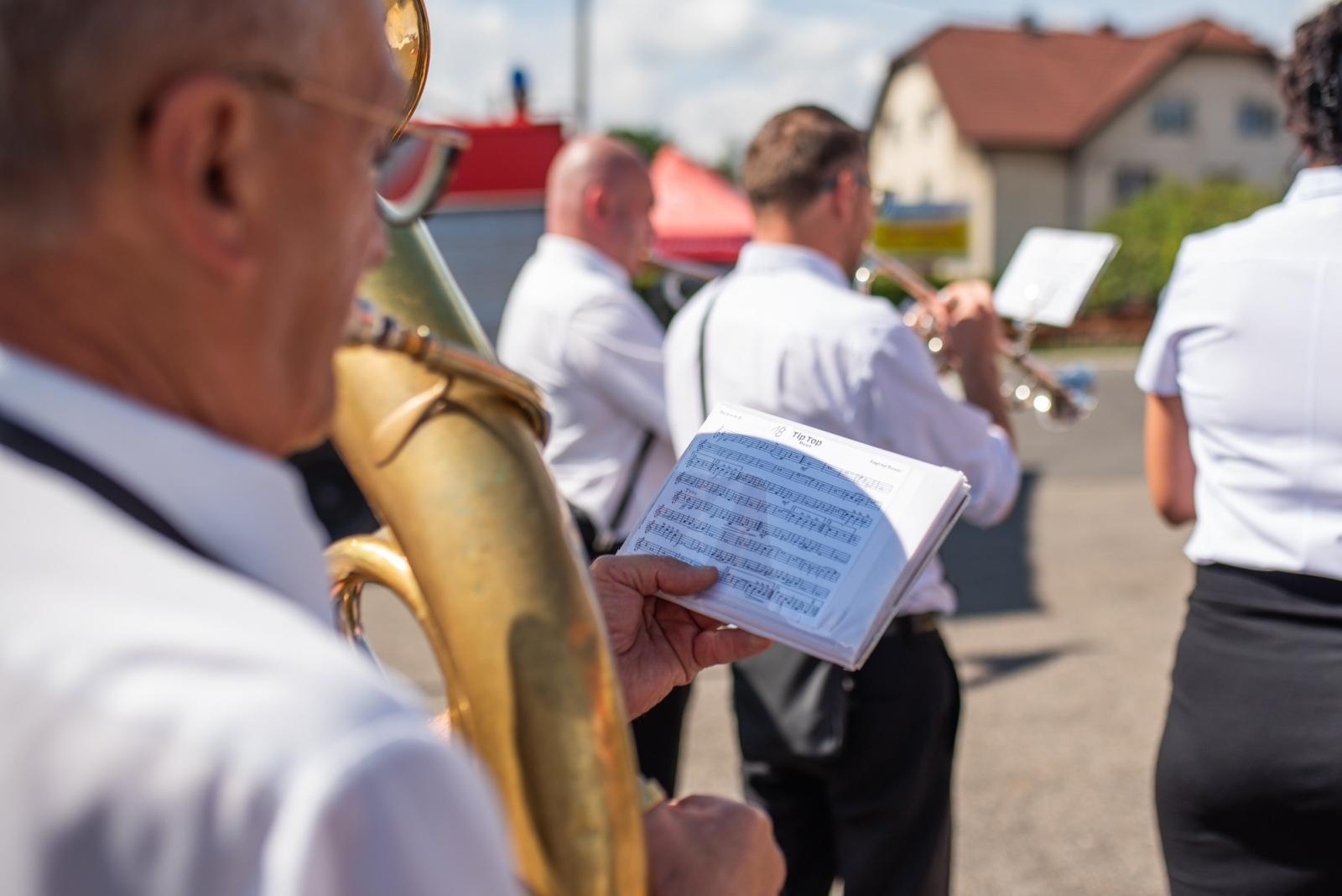 Zdjęcie w galerii na portalu naszwodzislaw.com: Jubileusz 90-lecia OSP Zawada. Strażacka tradycja i wspólne świętowanie [FOTO] wiadomości z regionu