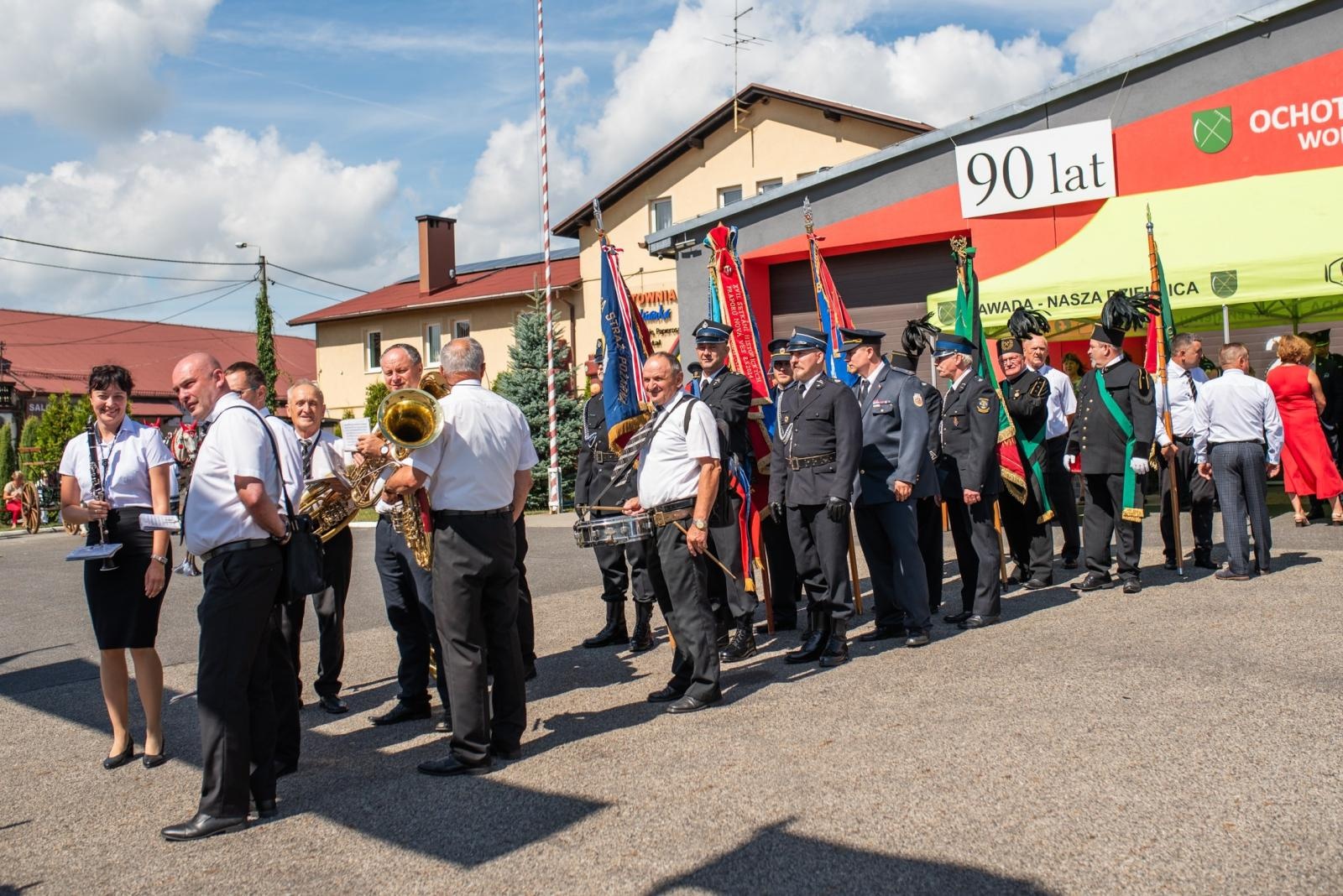 Zdjęcie w galerii na portalu naszwodzislaw.com: Jubileusz 90-lecia OSP Zawada. Strażacka tradycja i wspólne świętowanie [FOTO] wiadomości z regionu