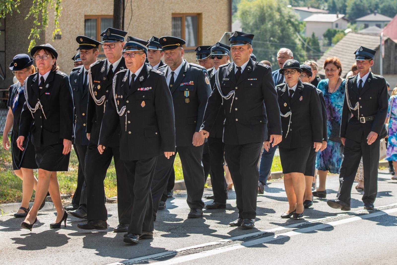 Zdjęcie w galerii na portalu naszwodzislaw.com: Jubileusz 90-lecia OSP Zawada. Strażacka tradycja i wspólne świętowanie [FOTO] wiadomości z regionu