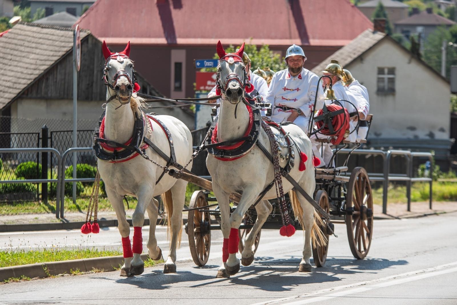 Zdjęcie w galerii na portalu naszwodzislaw.com: Jubileusz 90-lecia OSP Zawada. Strażacka tradycja i wspólne świętowanie [FOTO] wiadomości z regionu