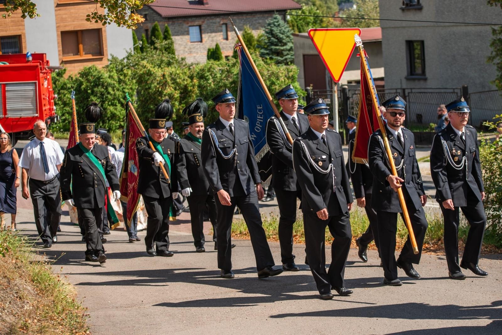 Zdjęcie w galerii na portalu naszwodzislaw.com: Jubileusz 90-lecia OSP Zawada. Strażacka tradycja i wspólne świętowanie [FOTO] wiadomości z regionu