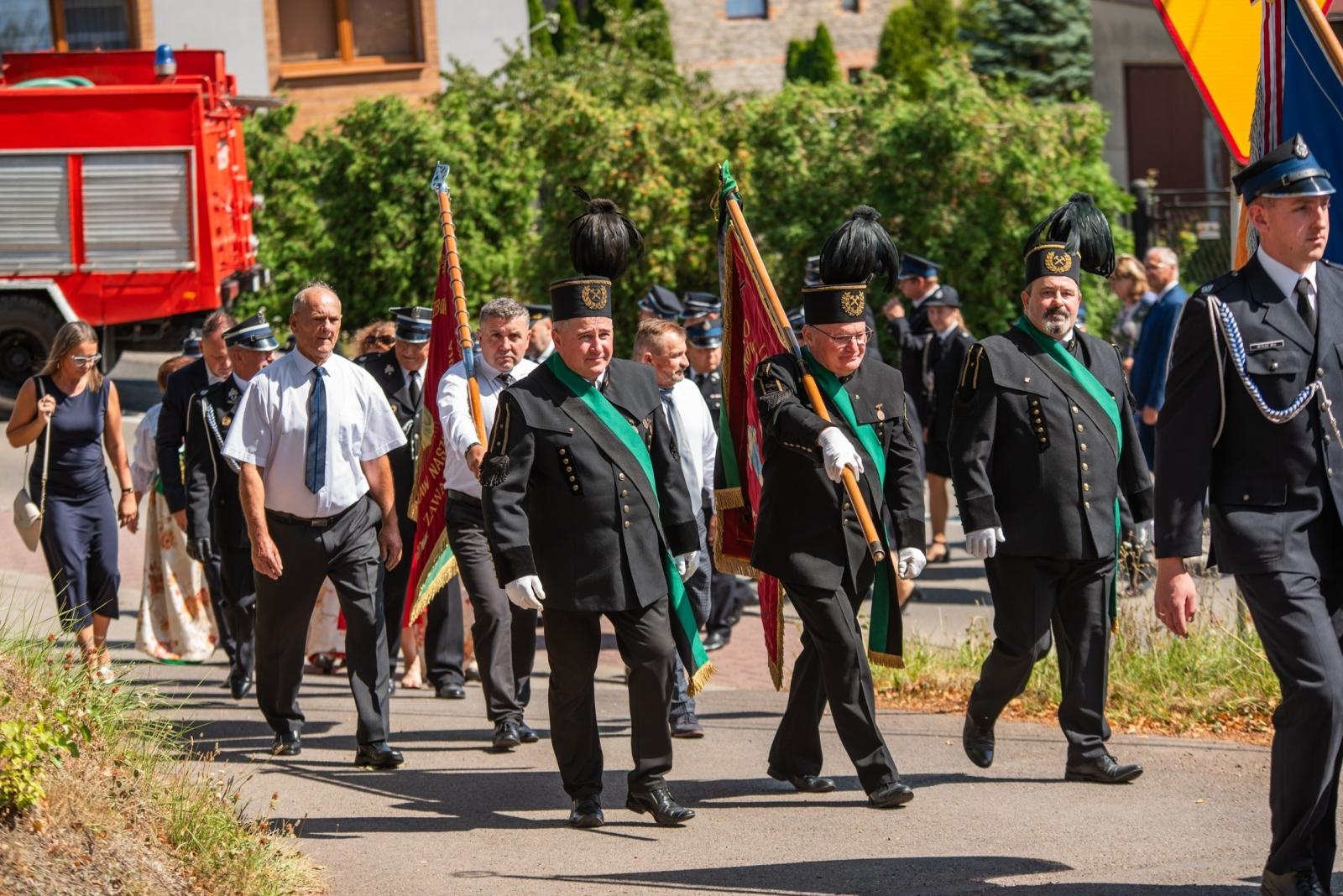 Zdjęcie w galerii na portalu naszwodzislaw.com: Jubileusz 90-lecia OSP Zawada. Strażacka tradycja i wspólne świętowanie [FOTO] wiadomości z regionu