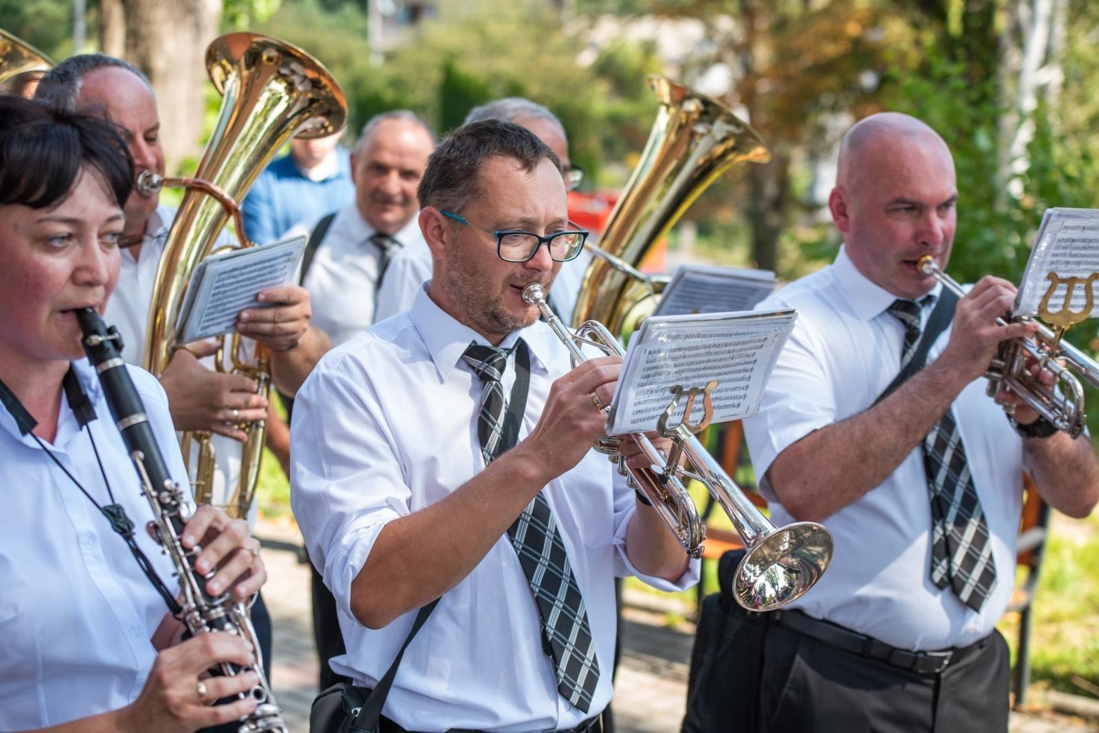 Zdjęcie w galerii na portalu naszwodzislaw.com: Jubileusz 90-lecia OSP Zawada. Strażacka tradycja i wspólne świętowanie [FOTO] wiadomości z regionu