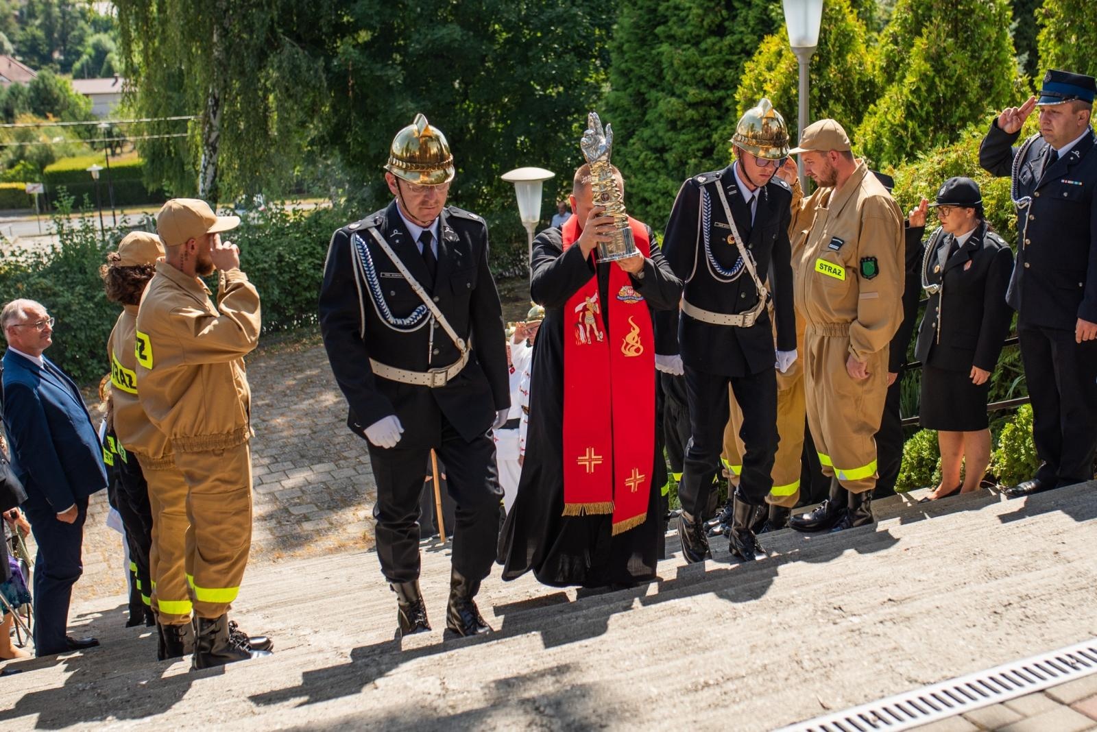 Zdjęcie w galerii na portalu naszwodzislaw.com: Jubileusz 90-lecia OSP Zawada. Strażacka tradycja i wspólne świętowanie [FOTO] wiadomości z regionu