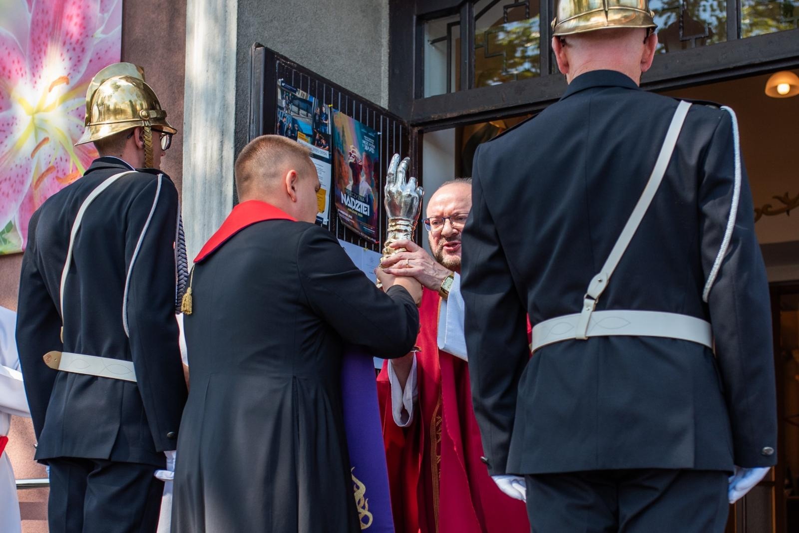 Zdjęcie w galerii na portalu naszwodzislaw.com: Jubileusz 90-lecia OSP Zawada. Strażacka tradycja i wspólne świętowanie [FOTO] wiadomości z regionu