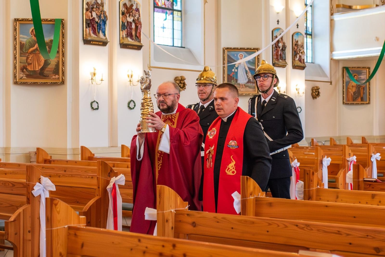 Zdjęcie w galerii na portalu naszwodzislaw.com: Jubileusz 90-lecia OSP Zawada. Strażacka tradycja i wspólne świętowanie [FOTO] wiadomości z regionu