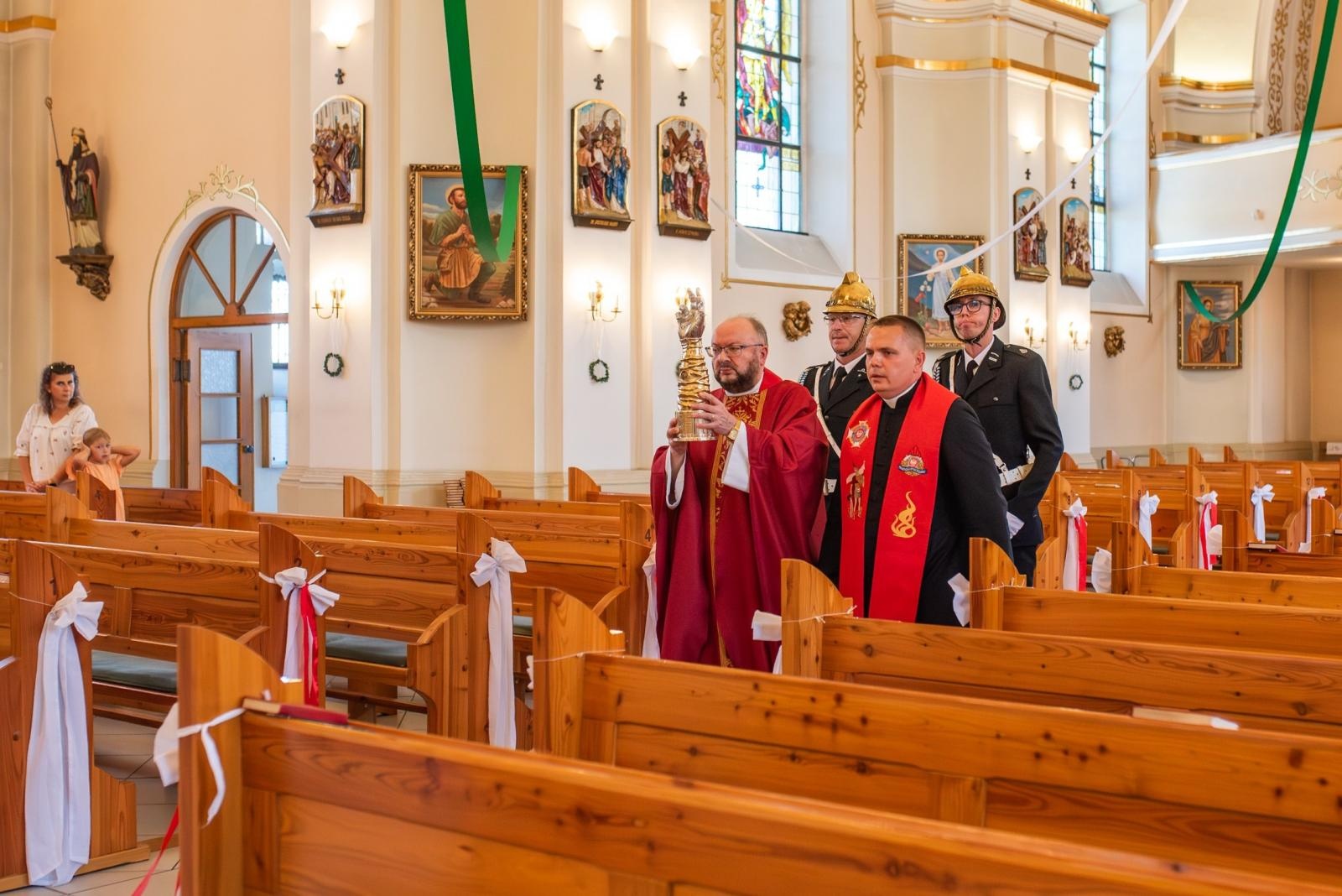 Zdjęcie w galerii na portalu naszwodzislaw.com: Jubileusz 90-lecia OSP Zawada. Strażacka tradycja i wspólne świętowanie [FOTO] wiadomości z regionu