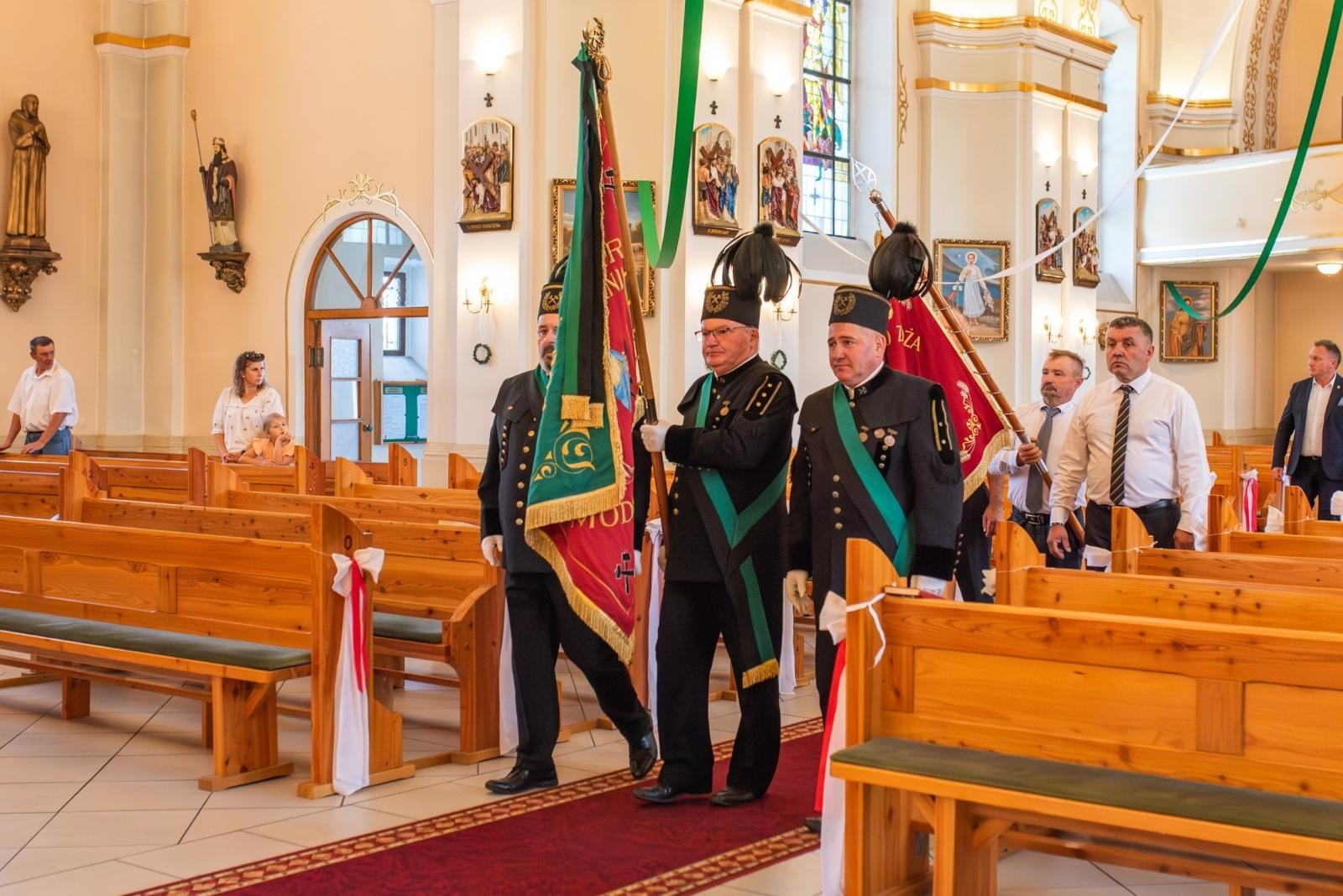 Zdjęcie w galerii na portalu naszwodzislaw.com: Jubileusz 90-lecia OSP Zawada. Strażacka tradycja i wspólne świętowanie [FOTO] wiadomości z regionu
