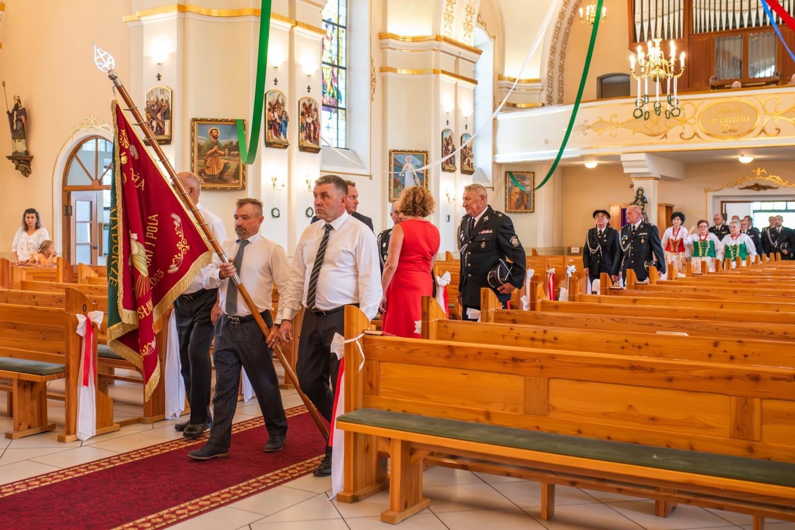 Zdjęcie w galerii na portalu naszwodzislaw.com: Jubileusz 90-lecia OSP Zawada. Strażacka tradycja i wspólne świętowanie [FOTO] wiadomości z regionu