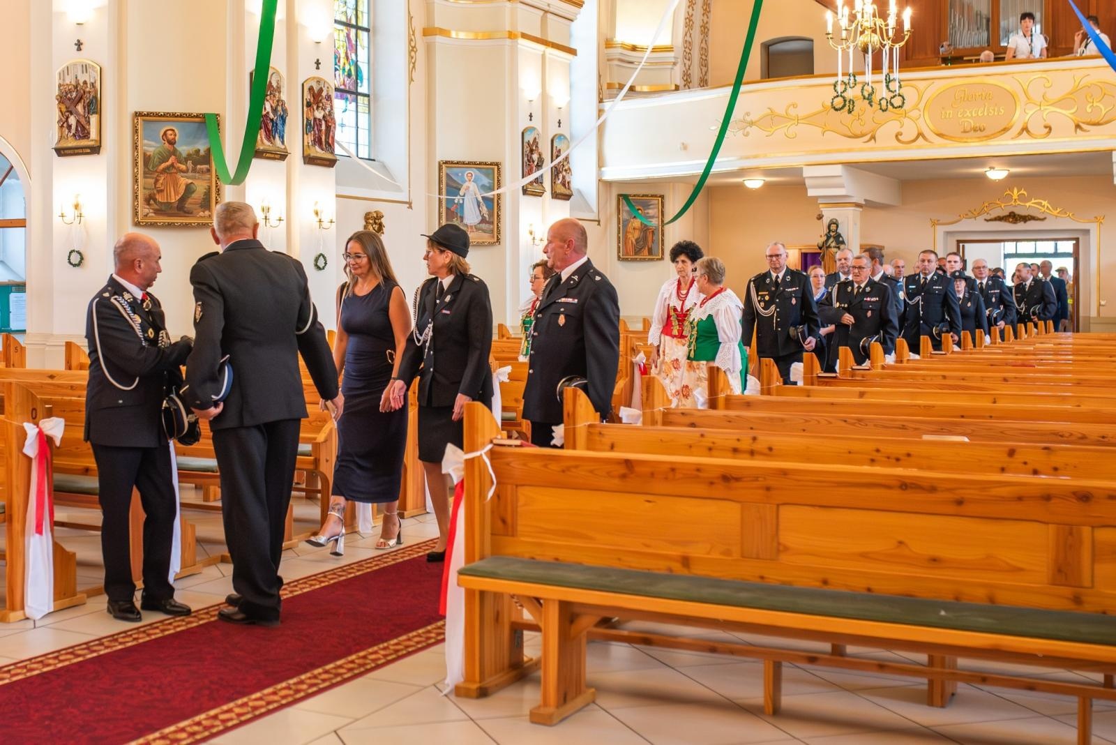 Zdjęcie w galerii na portalu naszwodzislaw.com: Jubileusz 90-lecia OSP Zawada. Strażacka tradycja i wspólne świętowanie [FOTO] wiadomości z regionu