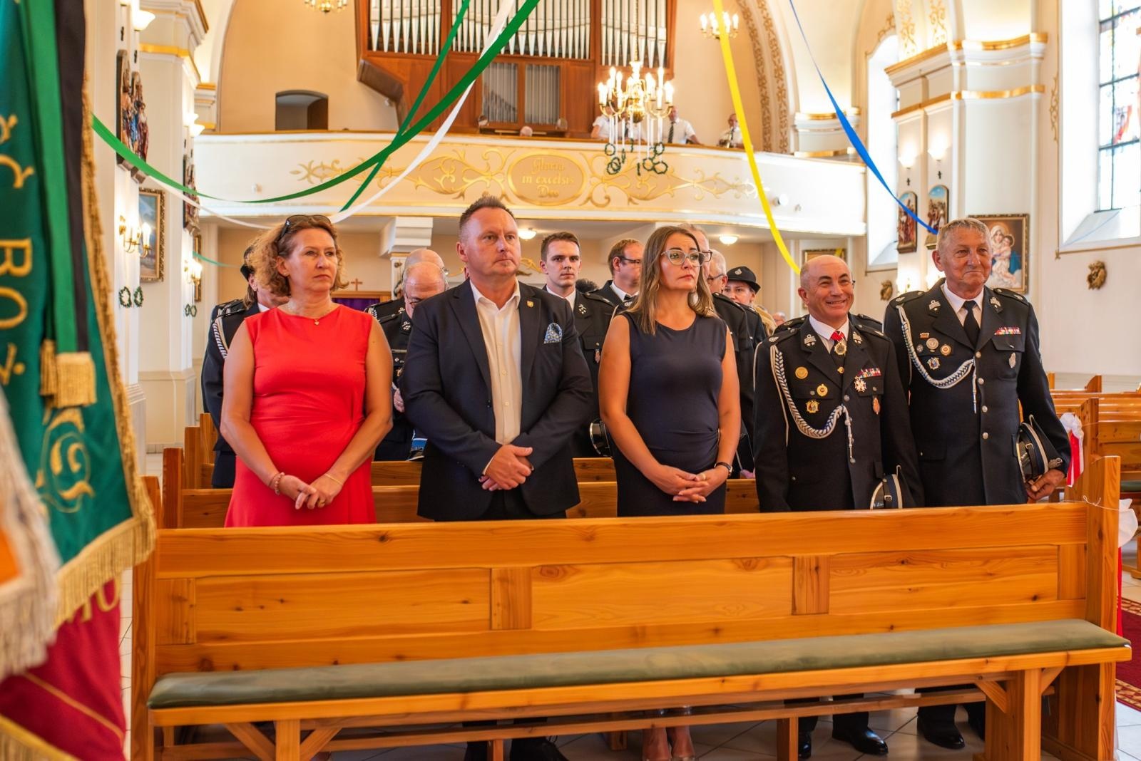 Zdjęcie w galerii na portalu naszwodzislaw.com: Jubileusz 90-lecia OSP Zawada. Strażacka tradycja i wspólne świętowanie [FOTO] wiadomości z regionu