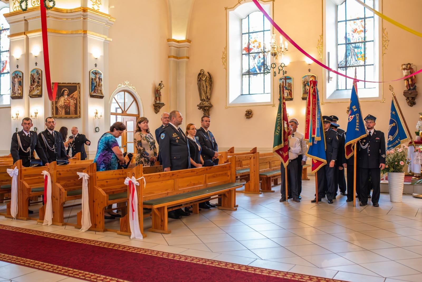 Zdjęcie w galerii na portalu naszwodzislaw.com: Jubileusz 90-lecia OSP Zawada. Strażacka tradycja i wspólne świętowanie [FOTO] wiadomości z regionu