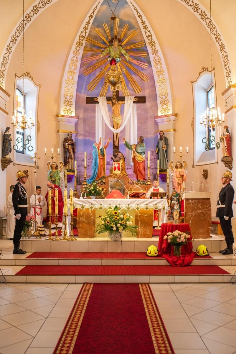 Zdjęcie w galerii na portalu naszwodzislaw.com: Jubileusz 90-lecia OSP Zawada. Strażacka tradycja i wspólne świętowanie [FOTO] wiadomości z regionu