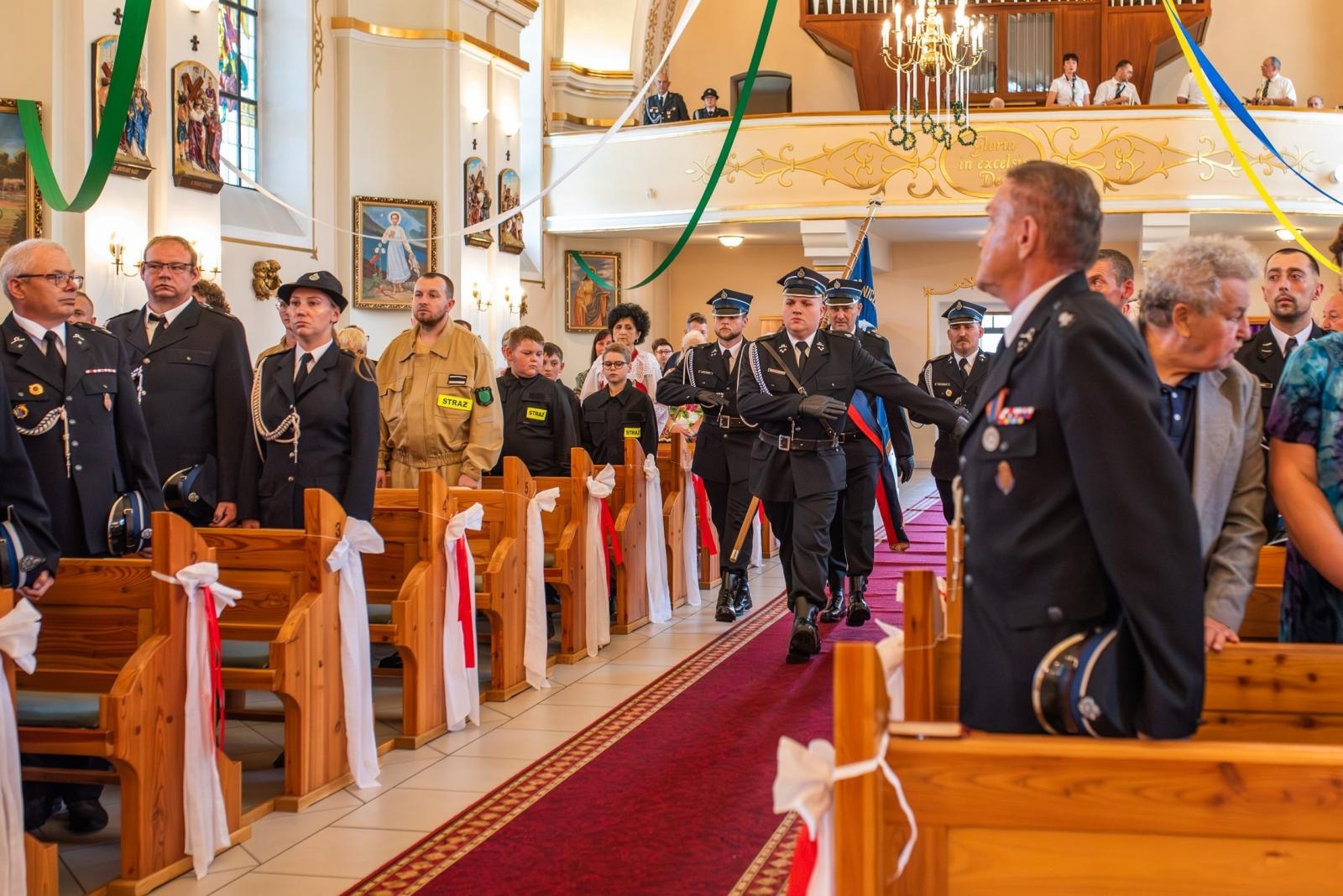 Zdjęcie w galerii na portalu naszwodzislaw.com: Jubileusz 90-lecia OSP Zawada. Strażacka tradycja i wspólne świętowanie [FOTO] wiadomości z regionu