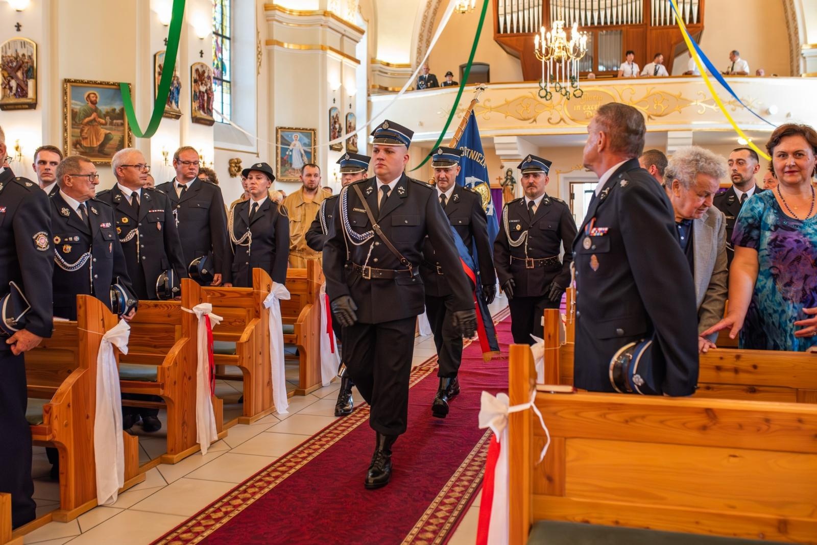 Zdjęcie w galerii na portalu naszwodzislaw.com: Jubileusz 90-lecia OSP Zawada. Strażacka tradycja i wspólne świętowanie [FOTO] wiadomości z regionu