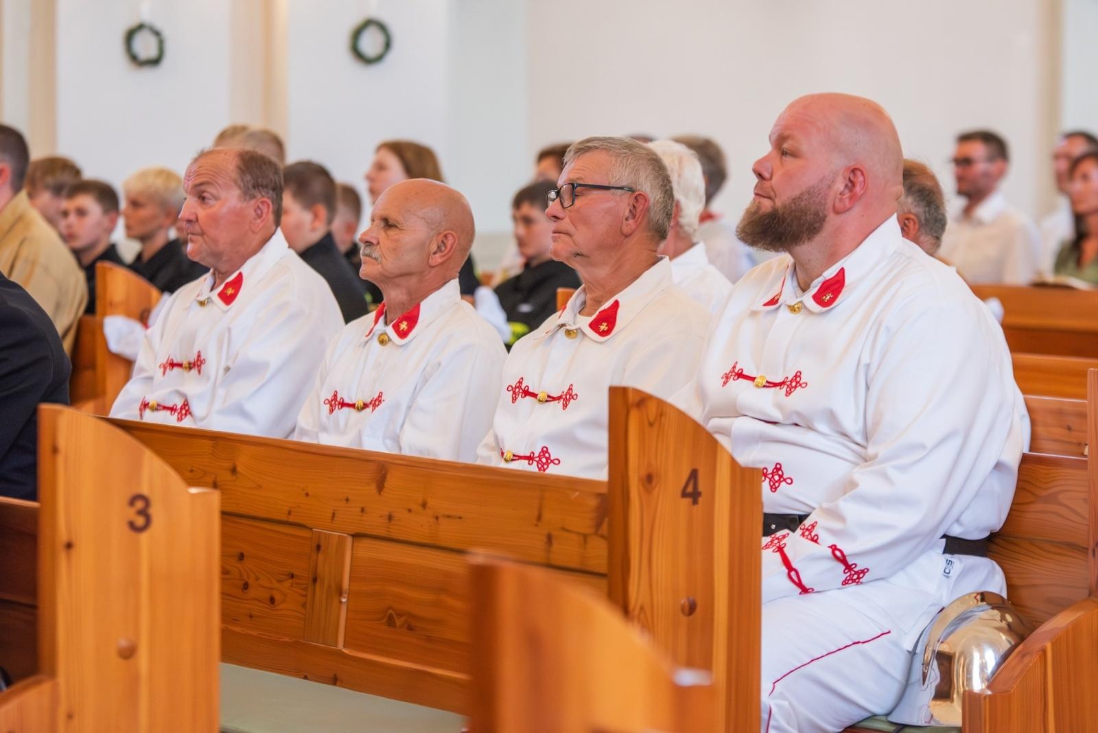 Zdjęcie w galerii na portalu naszwodzislaw.com: Jubileusz 90-lecia OSP Zawada. Strażacka tradycja i wspólne świętowanie [FOTO] wiadomości z regionu