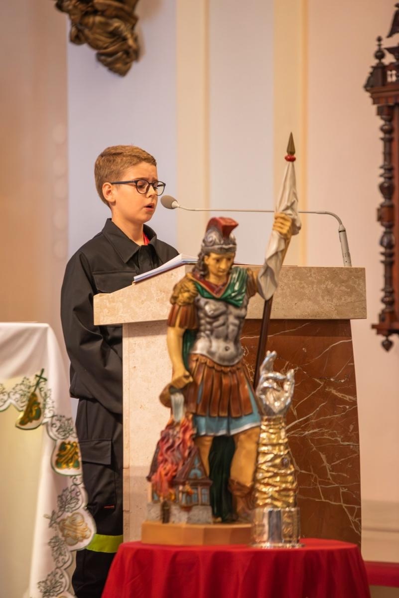 Zdjęcie w galerii na portalu naszwodzislaw.com: Jubileusz 90-lecia OSP Zawada. Strażacka tradycja i wspólne świętowanie [FOTO] wiadomości z regionu