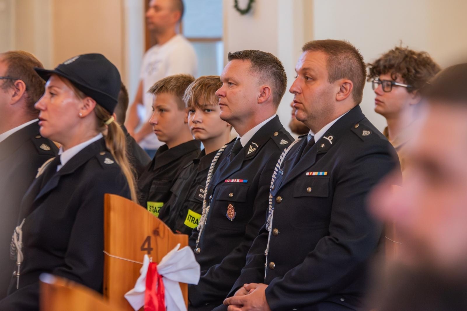 Zdjęcie w galerii na portalu naszwodzislaw.com: Jubileusz 90-lecia OSP Zawada. Strażacka tradycja i wspólne świętowanie [FOTO] wiadomości z regionu