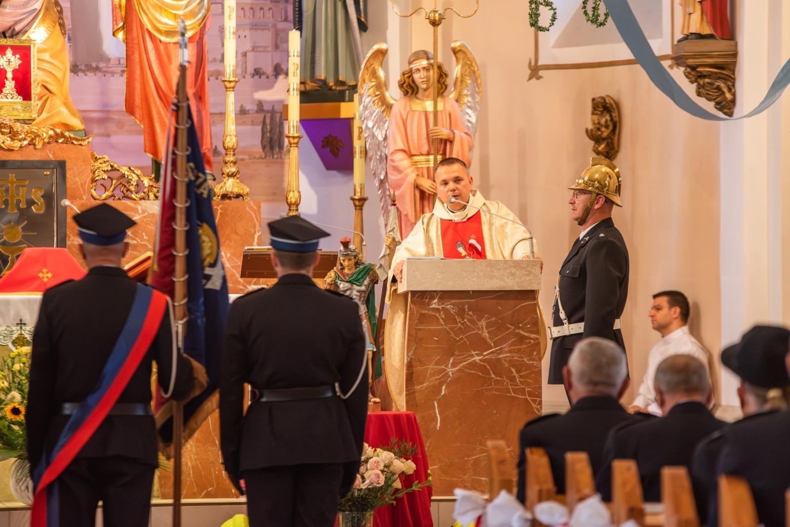 Zdjęcie w galerii na portalu naszwodzislaw.com: Jubileusz 90-lecia OSP Zawada. Strażacka tradycja i wspólne świętowanie [FOTO] wiadomości z regionu