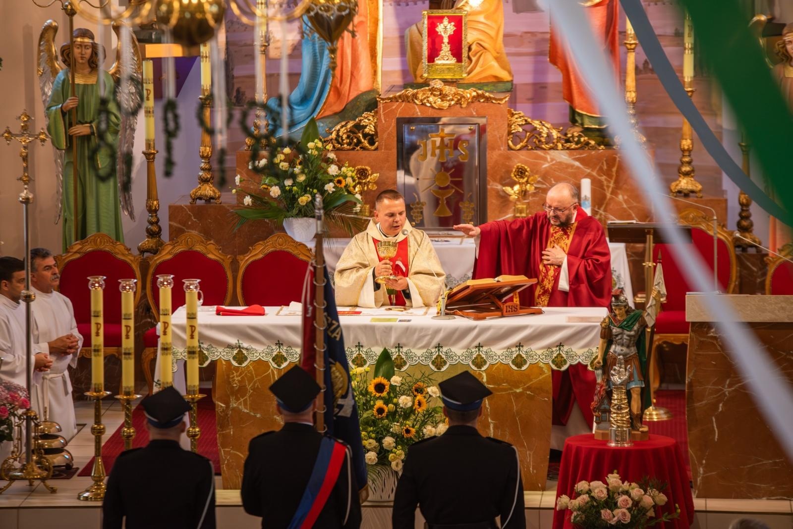 Zdjęcie w galerii na portalu naszwodzislaw.com: Jubileusz 90-lecia OSP Zawada. Strażacka tradycja i wspólne świętowanie [FOTO] wiadomości z regionu