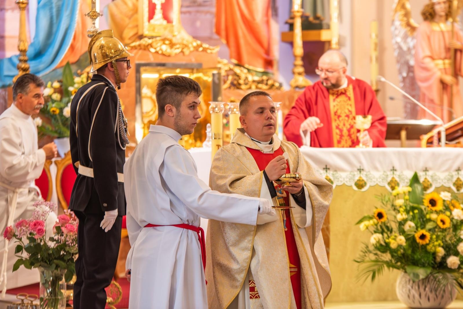 Zdjęcie w galerii na portalu naszwodzislaw.com: Jubileusz 90-lecia OSP Zawada. Strażacka tradycja i wspólne świętowanie [FOTO] wiadomości z regionu