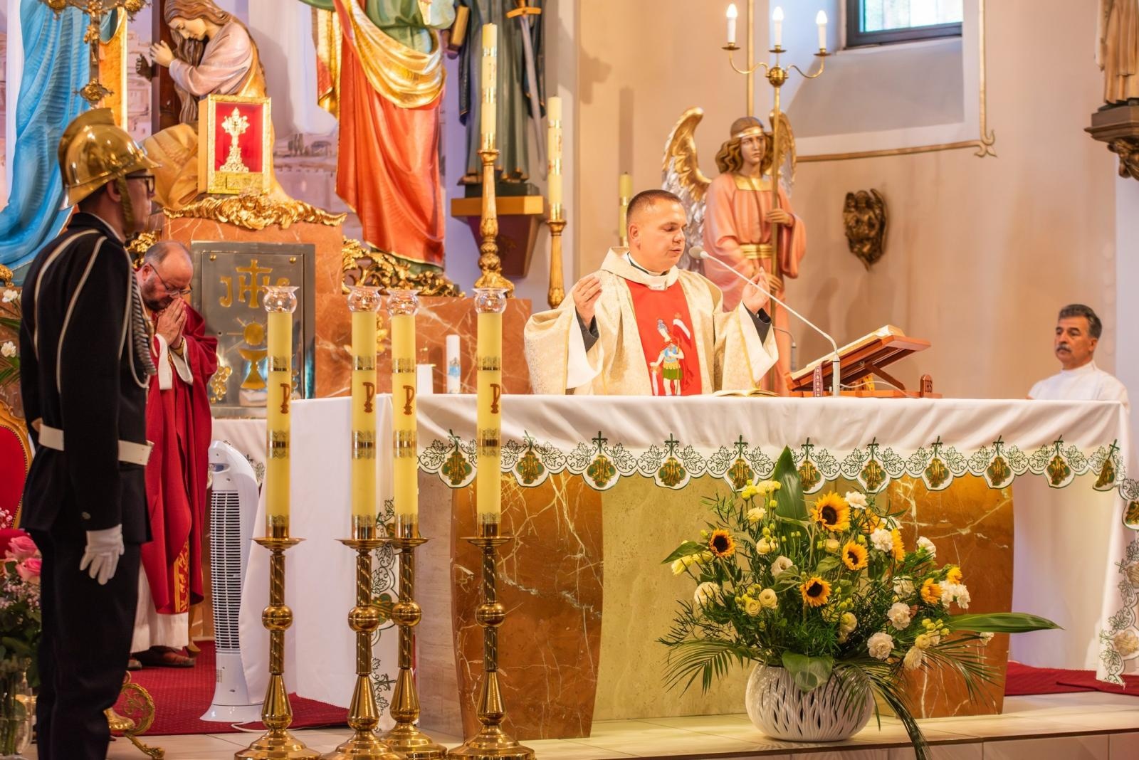 Zdjęcie w galerii na portalu naszwodzislaw.com: Jubileusz 90-lecia OSP Zawada. Strażacka tradycja i wspólne świętowanie [FOTO] wiadomości z regionu