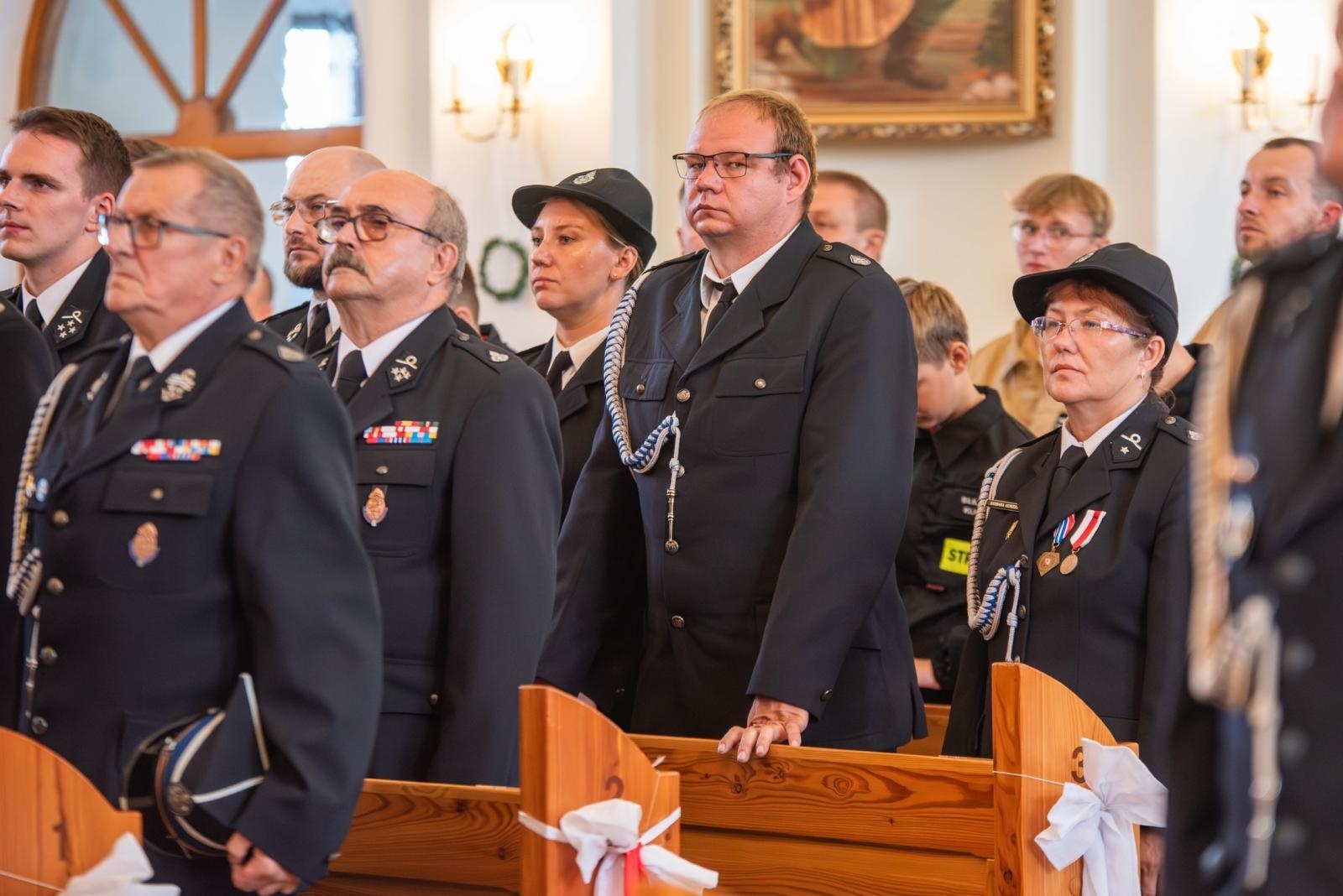 Zdjęcie w galerii na portalu naszwodzislaw.com: Jubileusz 90-lecia OSP Zawada. Strażacka tradycja i wspólne świętowanie [FOTO] wiadomości z regionu