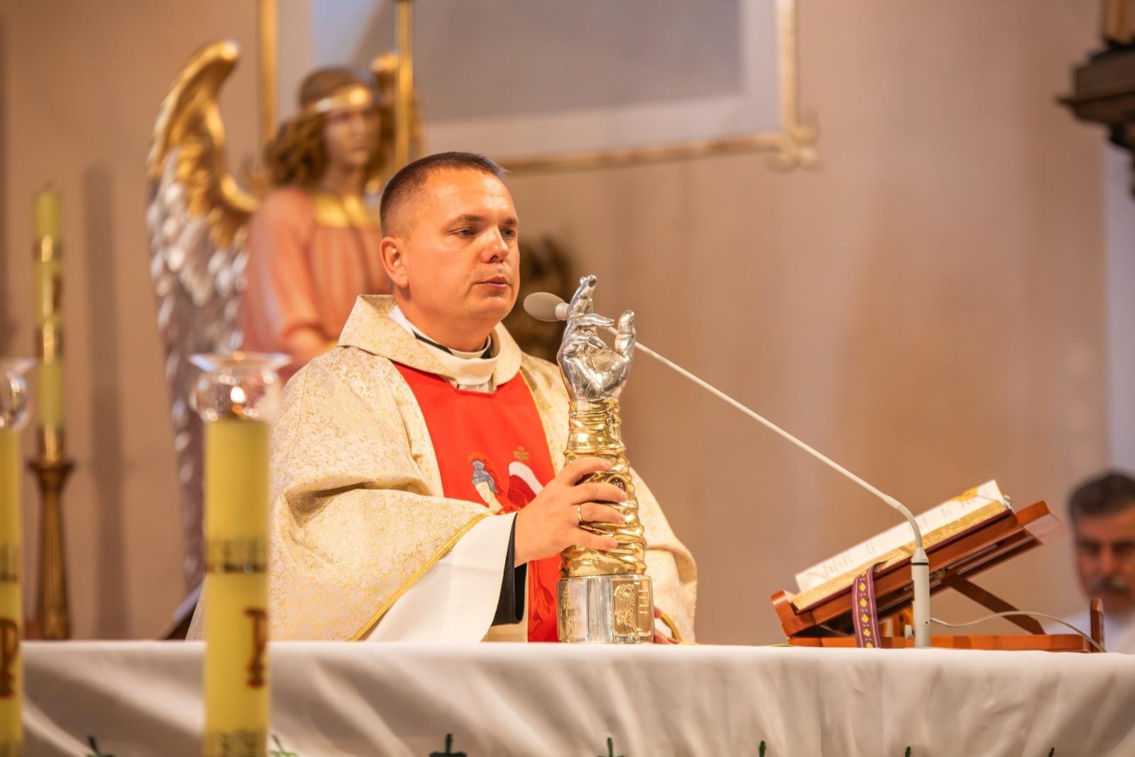 Zdjęcie w galerii na portalu naszwodzislaw.com: Jubileusz 90-lecia OSP Zawada. Strażacka tradycja i wspólne świętowanie [FOTO] wiadomości z regionu