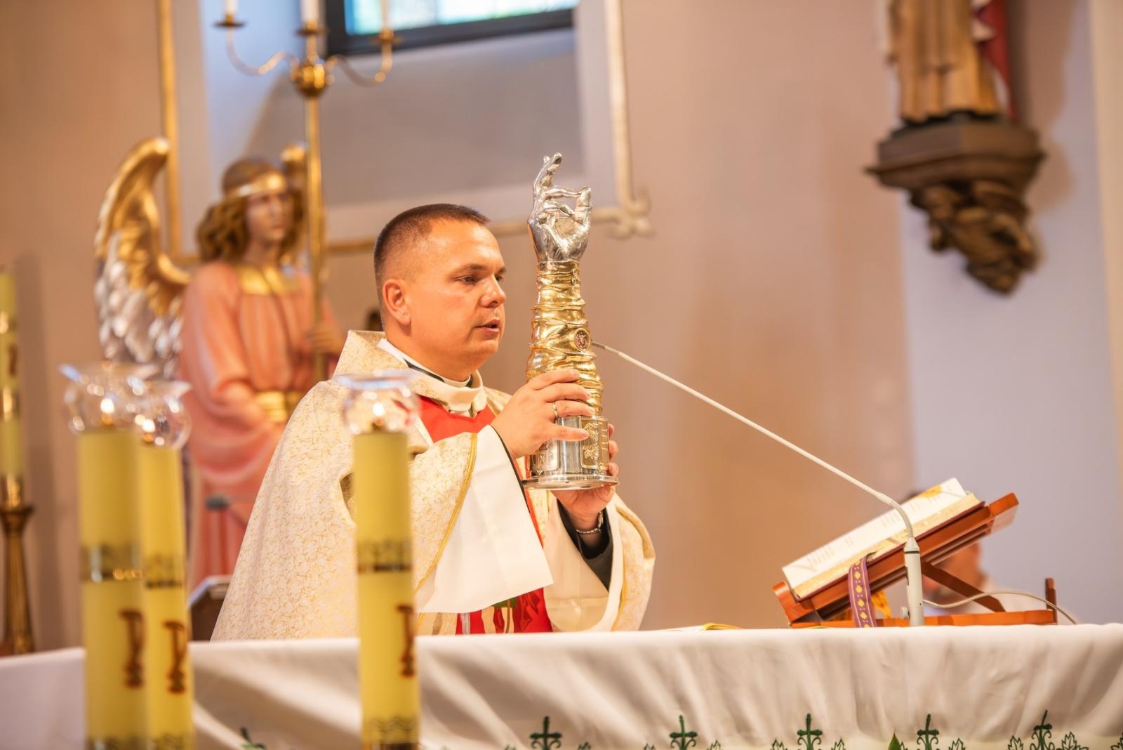 Zdjęcie w galerii na portalu naszwodzislaw.com: Jubileusz 90-lecia OSP Zawada. Strażacka tradycja i wspólne świętowanie [FOTO] wiadomości z regionu