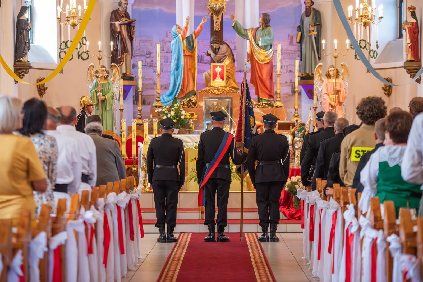 Zdjęcie w galerii na portalu naszwodzislaw.com: Jubileusz 90-lecia OSP Zawada. Strażacka tradycja i wspólne świętowanie [FOTO] wiadomości z regionu