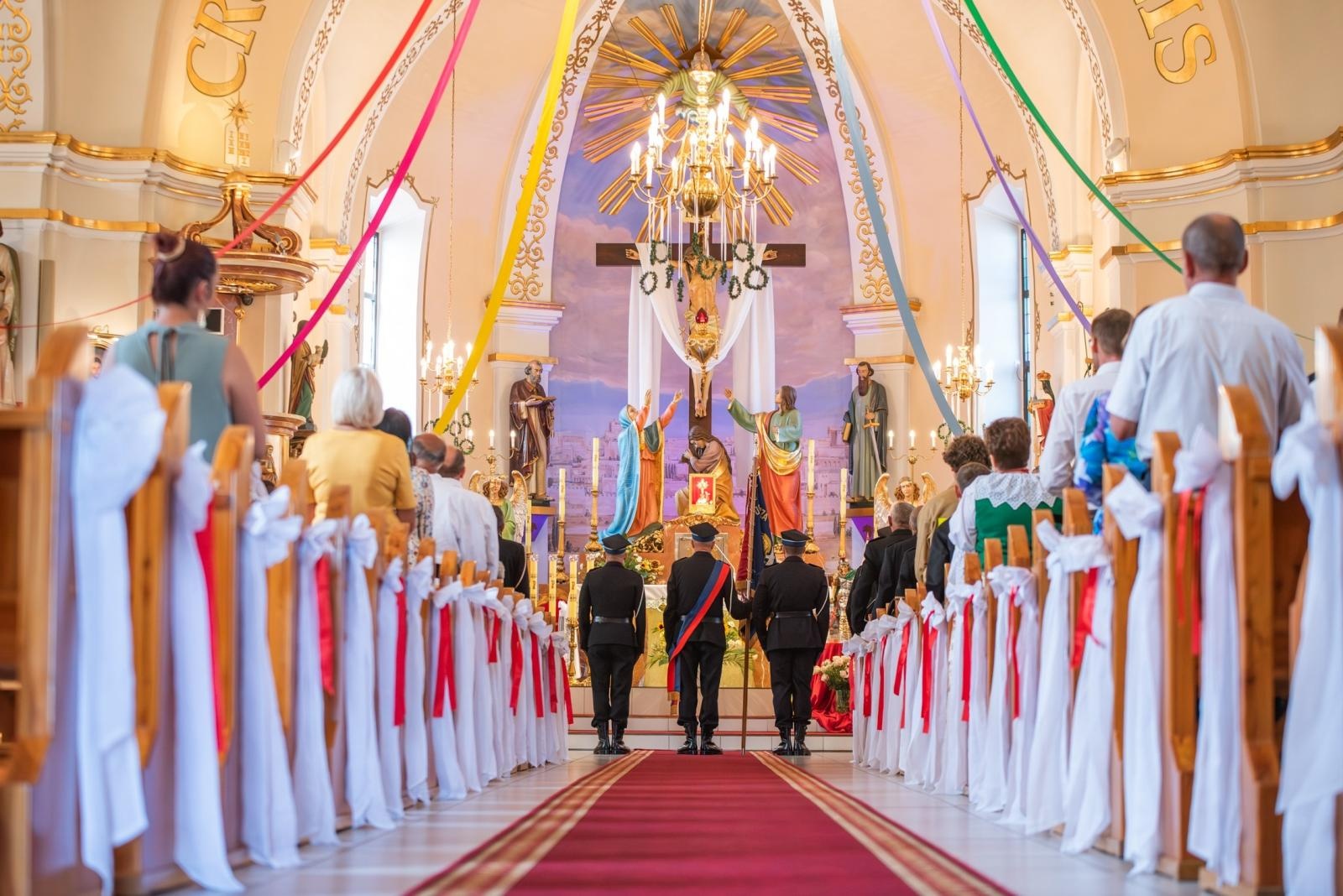 Zdjęcie w galerii na portalu naszwodzislaw.com: Jubileusz 90-lecia OSP Zawada. Strażacka tradycja i wspólne świętowanie [FOTO] wiadomości z regionu