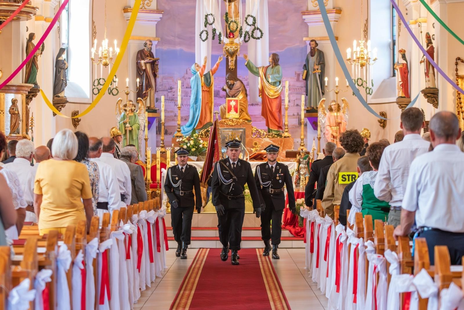 Zdjęcie w galerii na portalu naszwodzislaw.com: Jubileusz 90-lecia OSP Zawada. Strażacka tradycja i wspólne świętowanie [FOTO] wiadomości z regionu