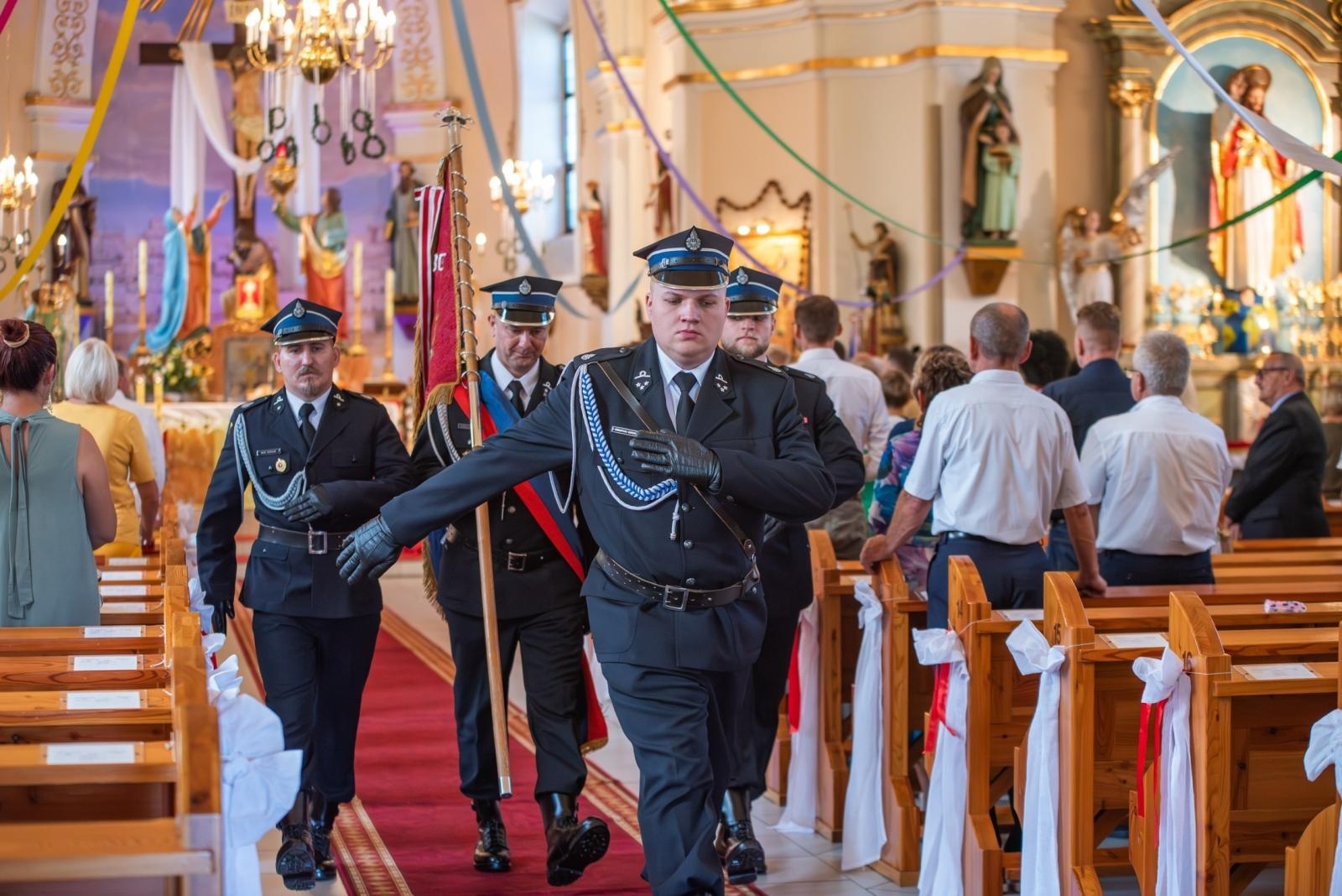 Zdjęcie w galerii na portalu naszwodzislaw.com: Jubileusz 90-lecia OSP Zawada. Strażacka tradycja i wspólne świętowanie [FOTO] wiadomości z regionu
