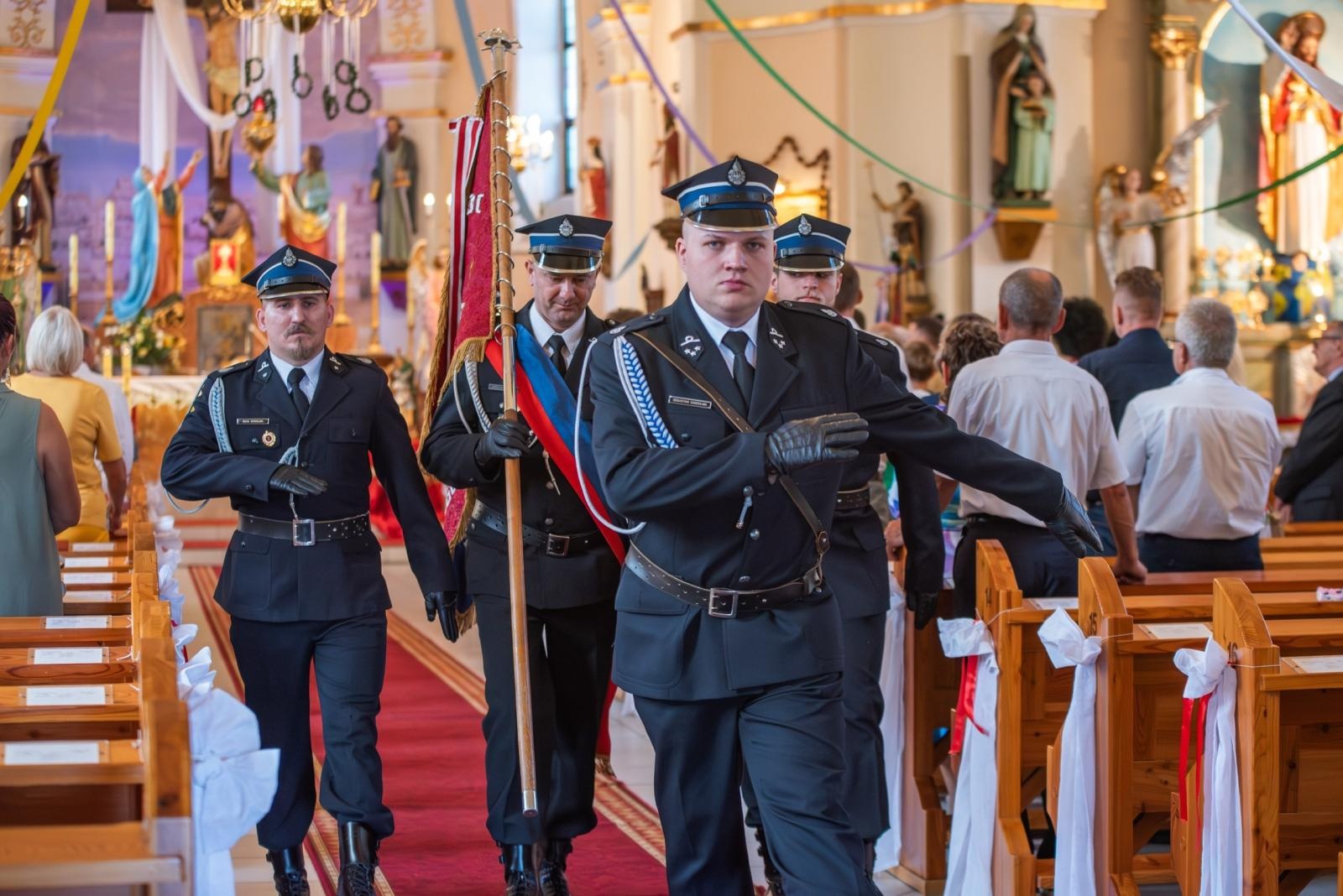 Zdjęcie w galerii na portalu naszwodzislaw.com: Jubileusz 90-lecia OSP Zawada. Strażacka tradycja i wspólne świętowanie [FOTO] wiadomości z regionu
