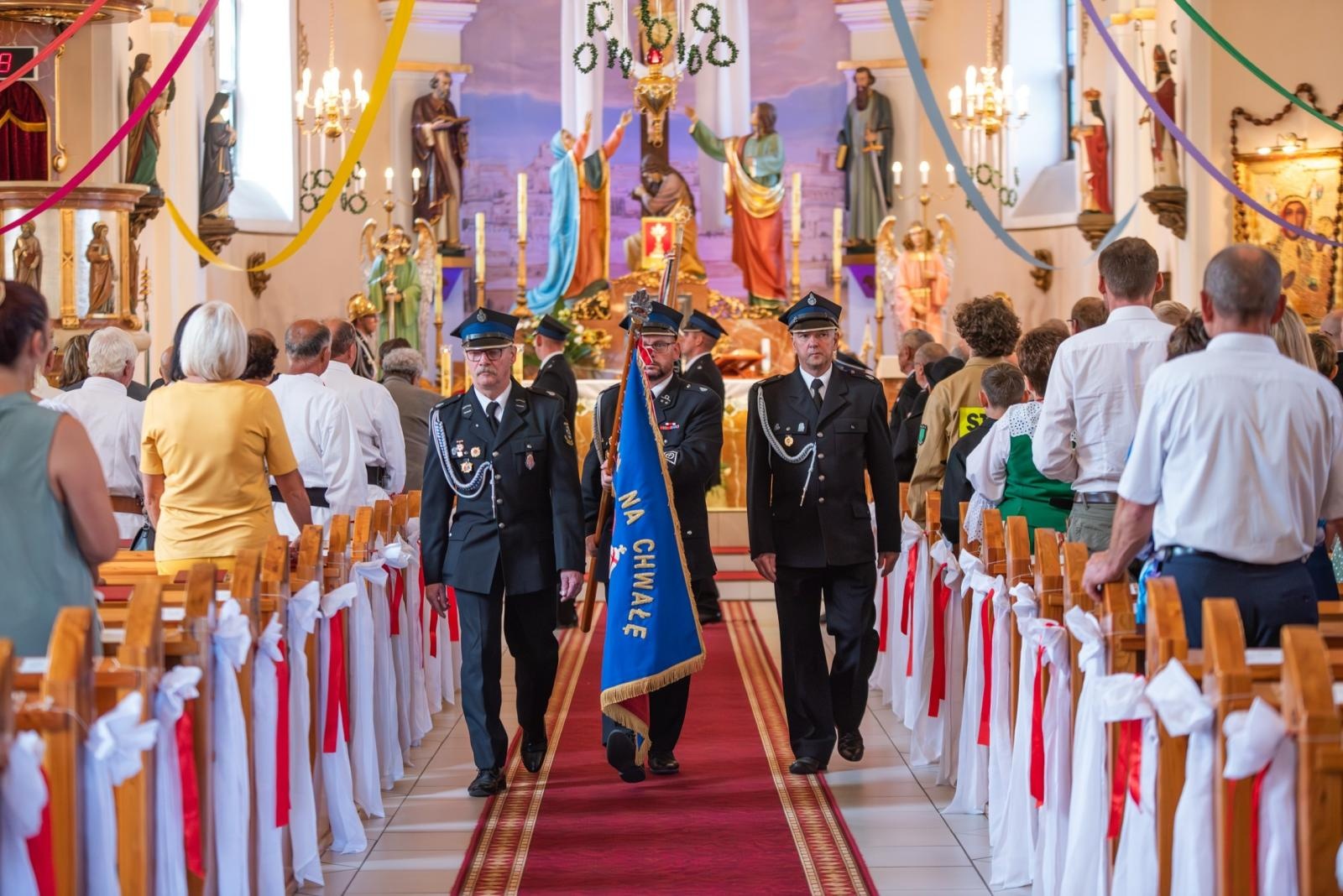 Zdjęcie w galerii na portalu naszwodzislaw.com: Jubileusz 90-lecia OSP Zawada. Strażacka tradycja i wspólne świętowanie [FOTO] wiadomości z regionu