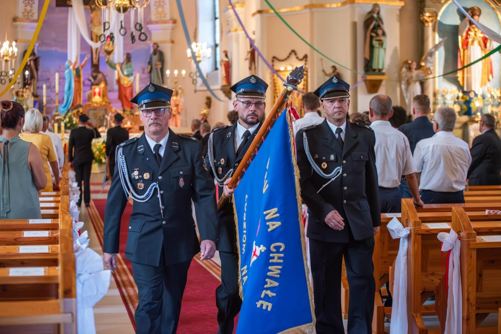 Zdjęcie w galerii na portalu naszwodzislaw.com: Jubileusz 90-lecia OSP Zawada. Strażacka tradycja i wspólne świętowanie [FOTO] wiadomości z regionu